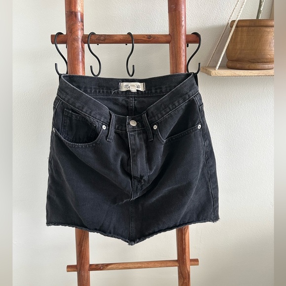 Madewell Dresses & Skirts - Madewell denim skirt